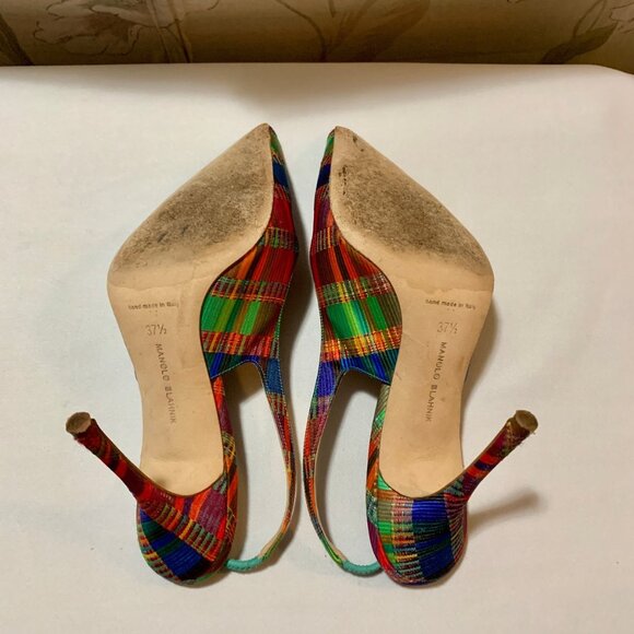 Manolo Blahnik Batik Fabric Sling Back Pointed Toe Carolyne Heels - Picture 7 of 8